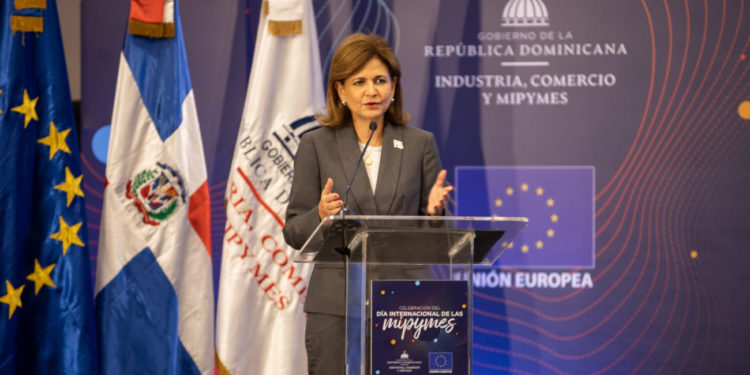 Raquel Peña prepondero el apoyo del gobierno a los Mipymes