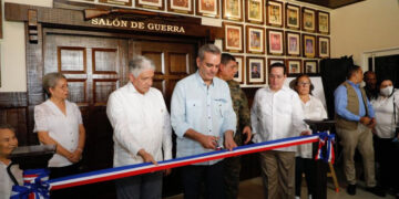 Abinader apertura salón de guerra en la fortaleza Fernando Valerio