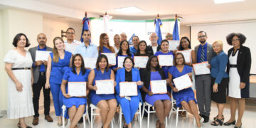 Salud Pública certifica a 19 especialistas de epidemiología