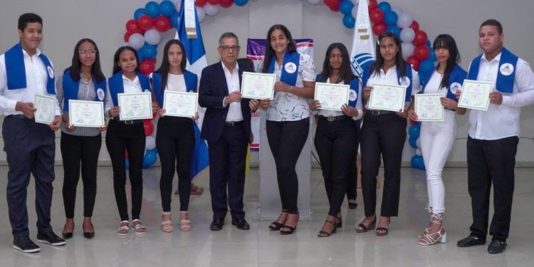 Institución gubernamental invirtió 236 millones en asistencia social