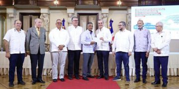 Gobierno dona 13MM al sector agrícolas para energía solar