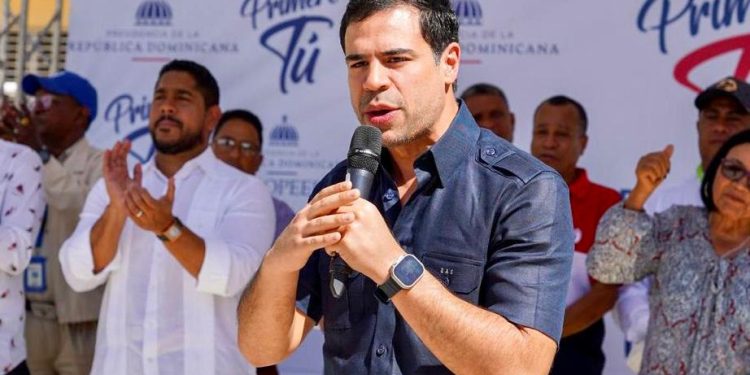 Roberto Ángel destaco compromiso de Abinader con los programas de inclusión social