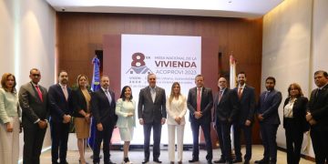 Abinader promoverá un programa de automatización para disminuir la dependencia de trabajadores extranjeros.