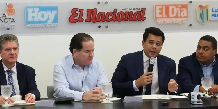 David Collado afirma que la firma de un acuerdo de cielos abiertos contribuirá al aumento del número de visitantes turísticos.