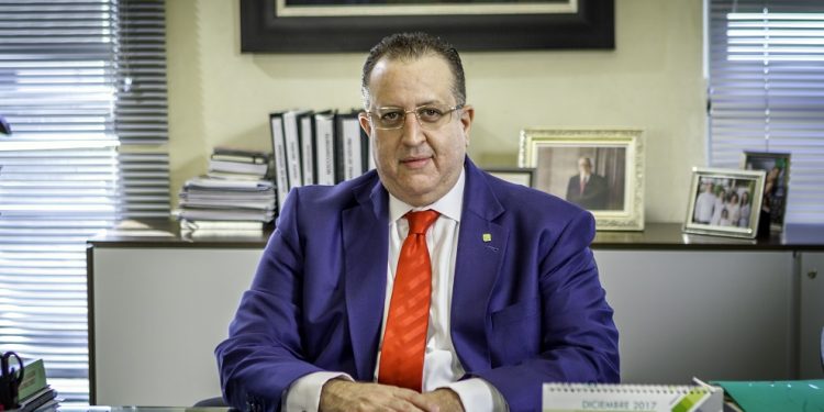 Economista Magín Díaz Analiza el Futuro Económico de la República Dominicana tras la Rendición de Cuentas
