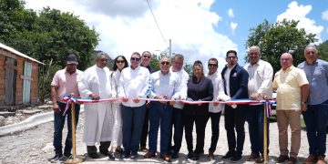 Energía y Minas Inaugura Proyectos Eléctricos en San José de Ocoa