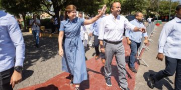 Imparten primer taller de educación financiera en escuelas públicas