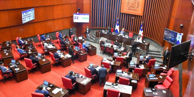 Senado aprueba cuatro nuevos préstamos por US$275 millones para fortalecer sectores clave